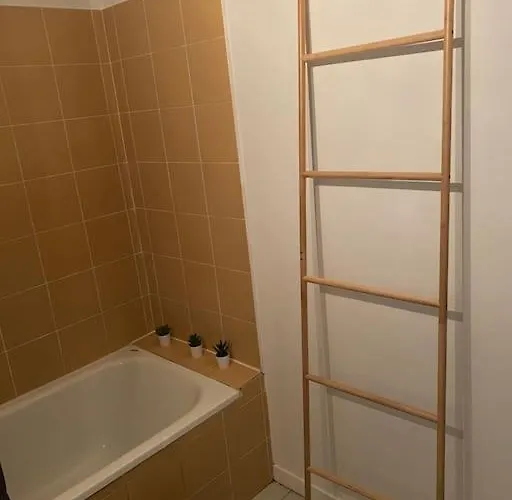 Апартаменты Loft/jardin Et Parking : Le Petit Clos Bourdet